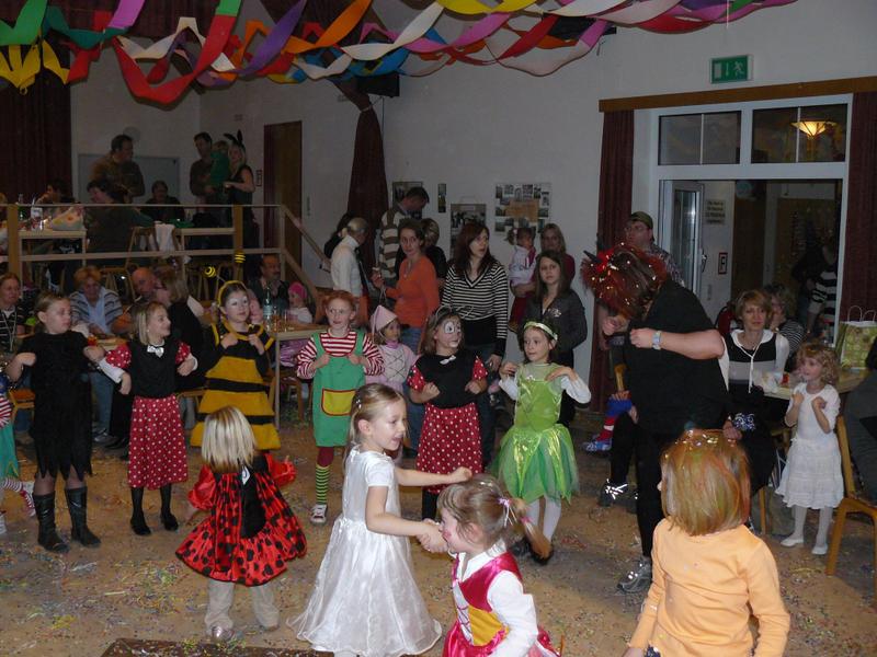 kinderball09 120.JPG