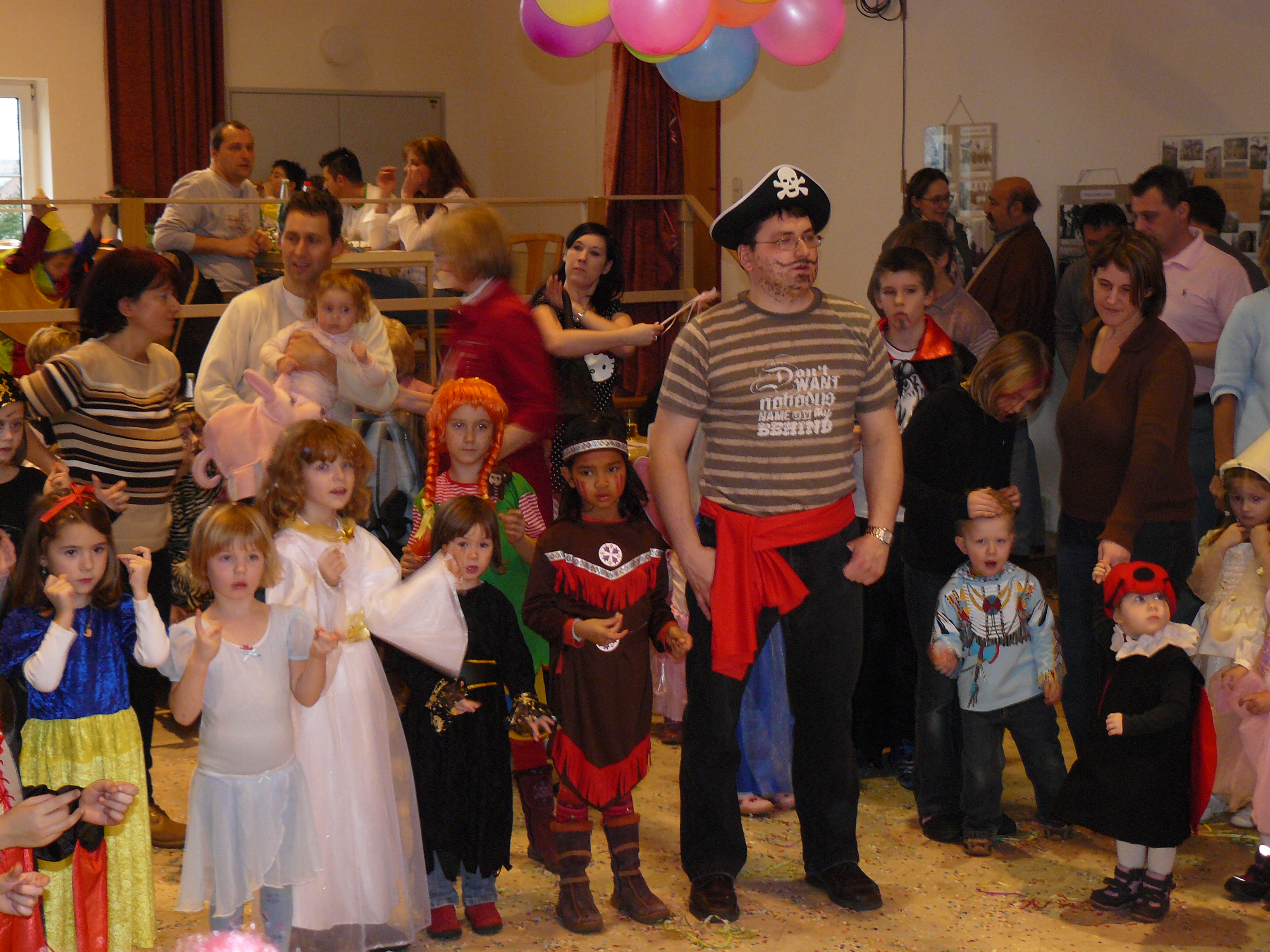 kinderball08 065.jpg