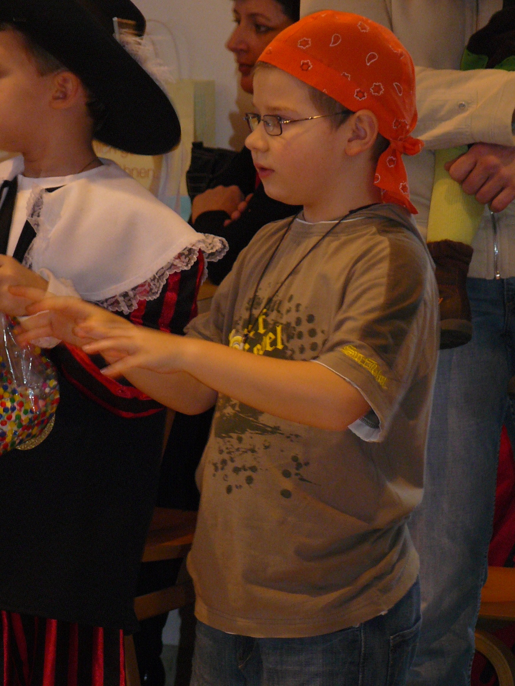 kinderball08 104.jpg