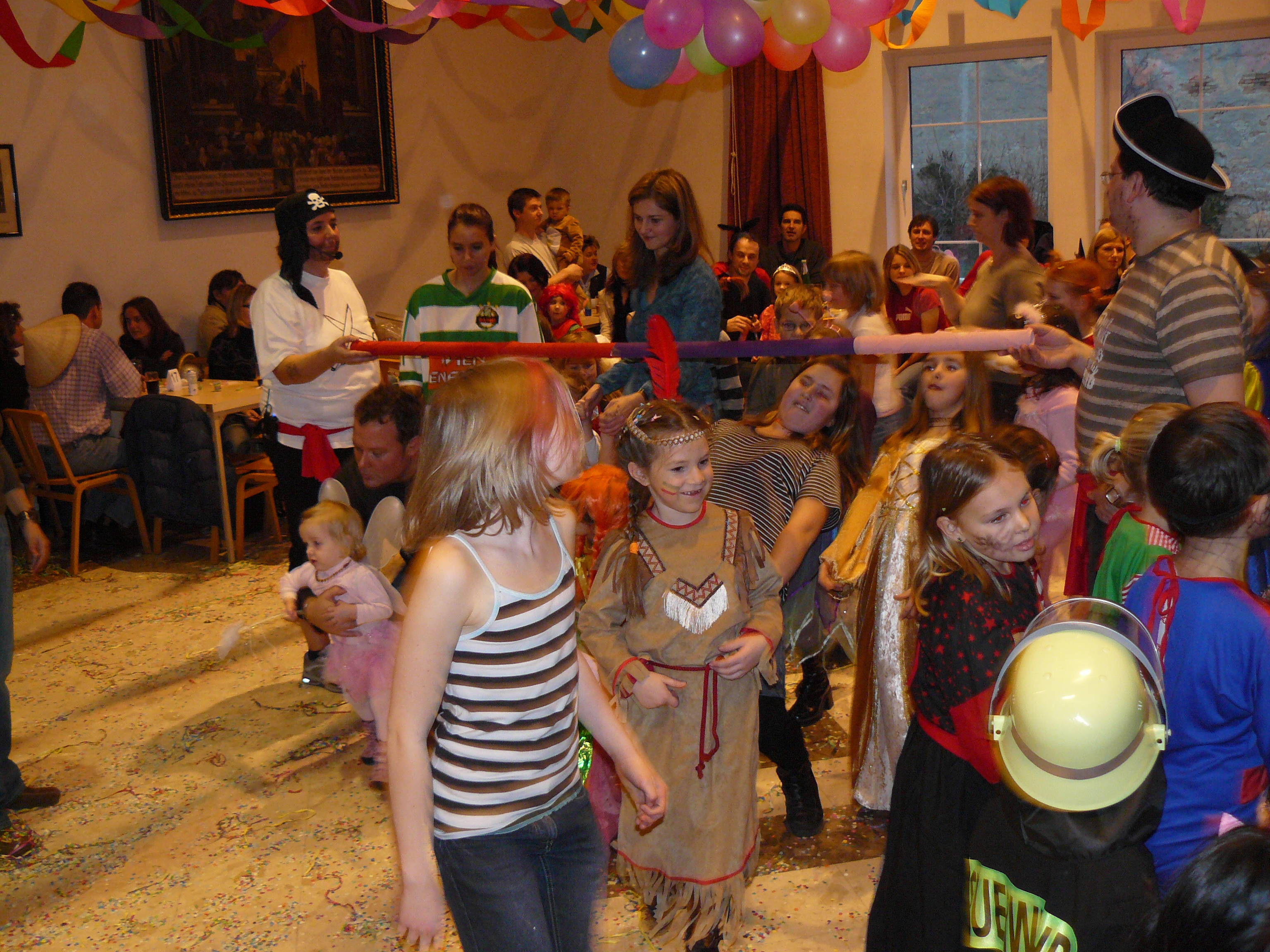 kinderball08 151.jpg