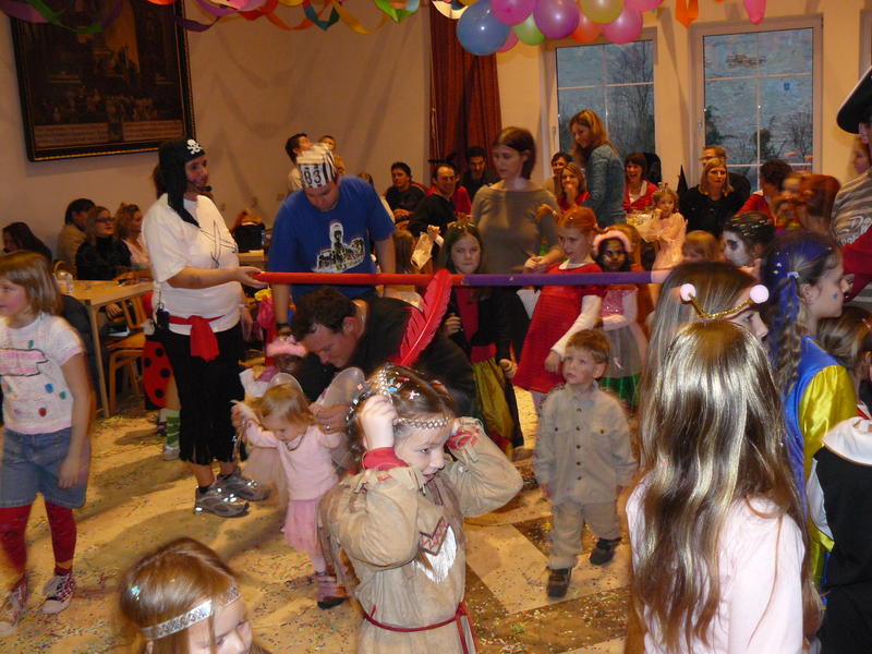 kinderball08 154.jpg