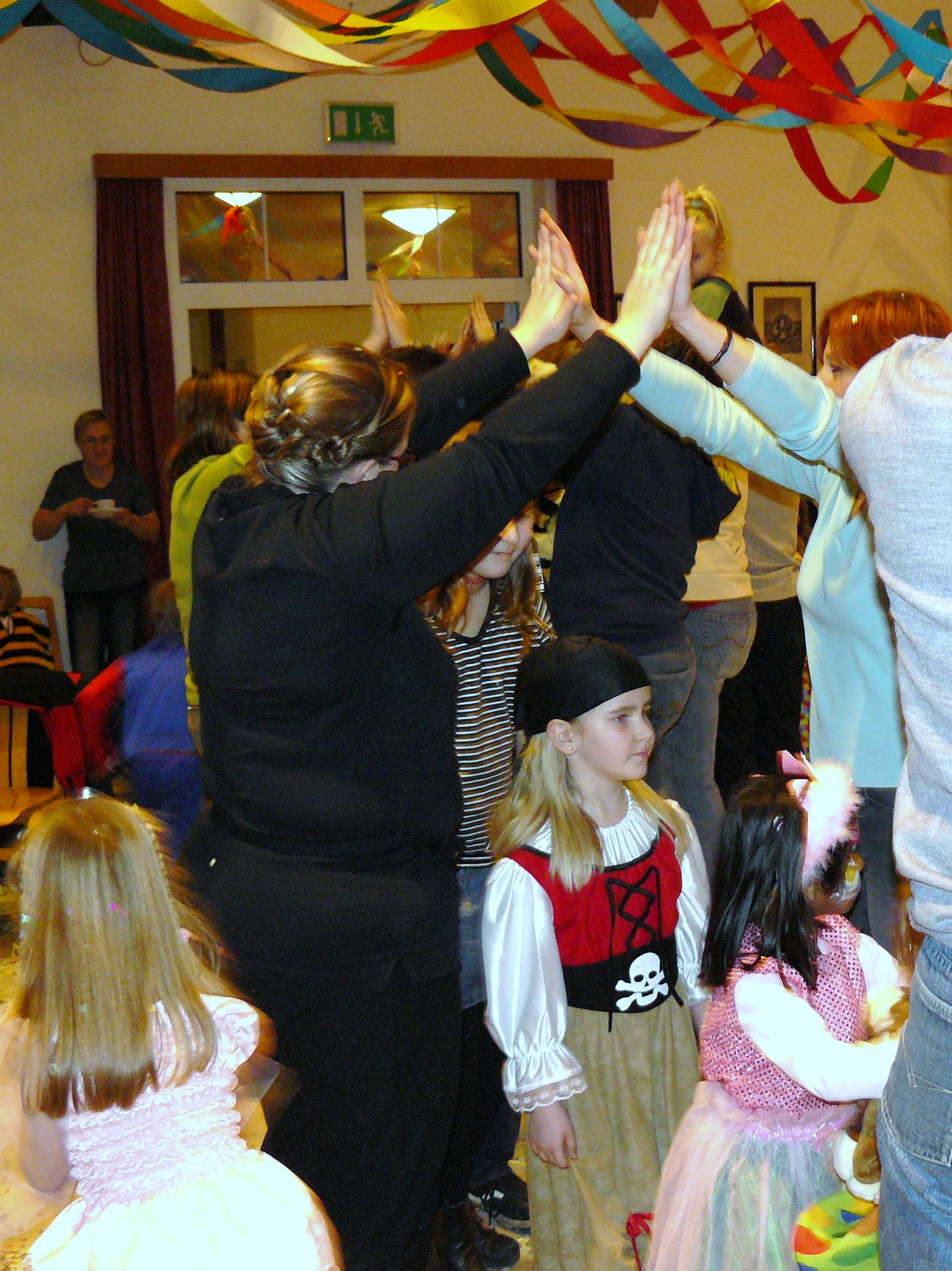 kinderball08 169.jpg