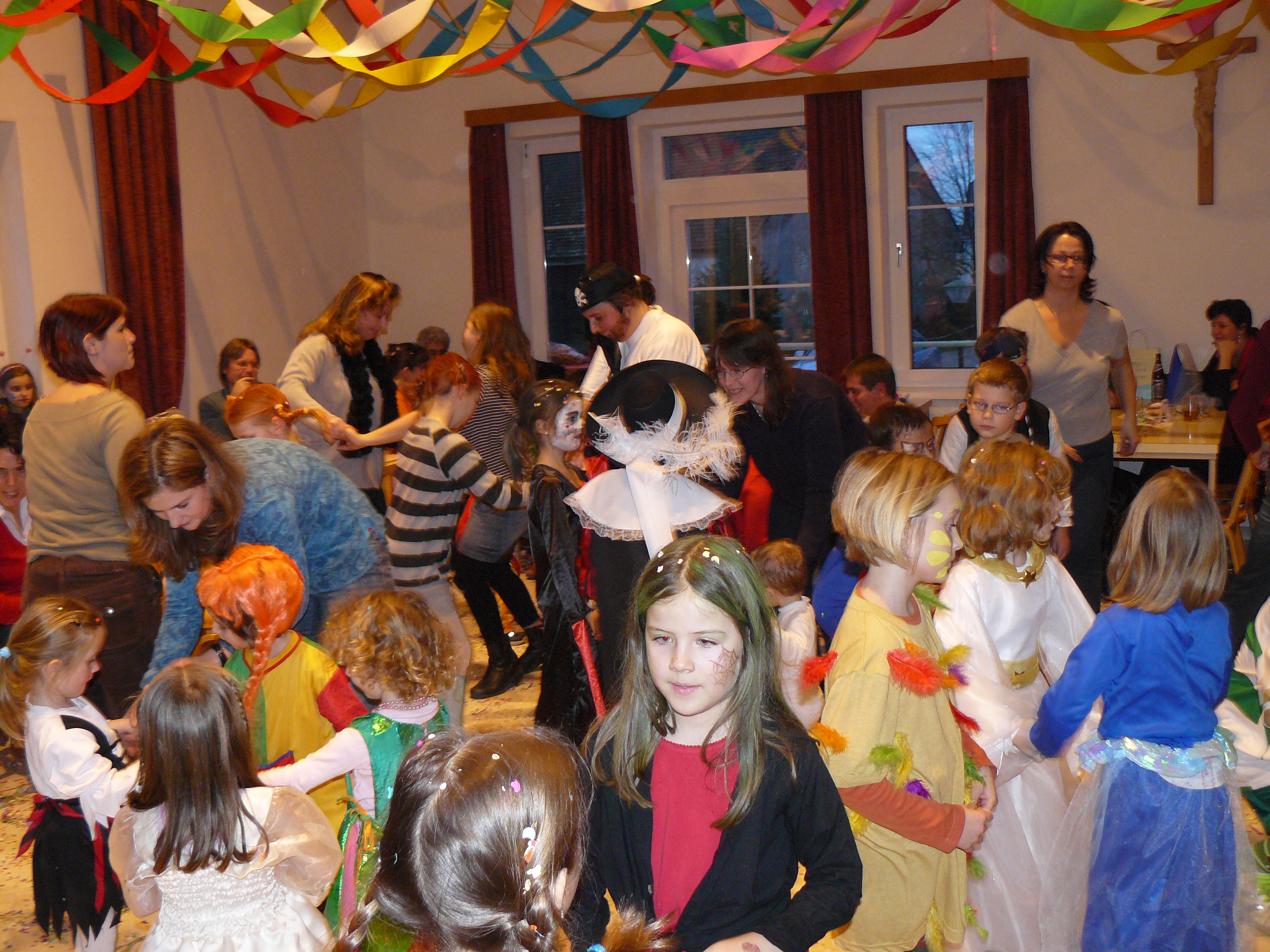 kinderball08 181.jpg