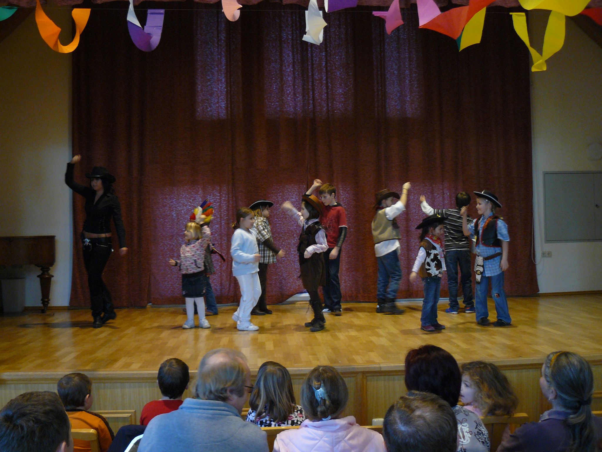 kinderball09 178.JPG