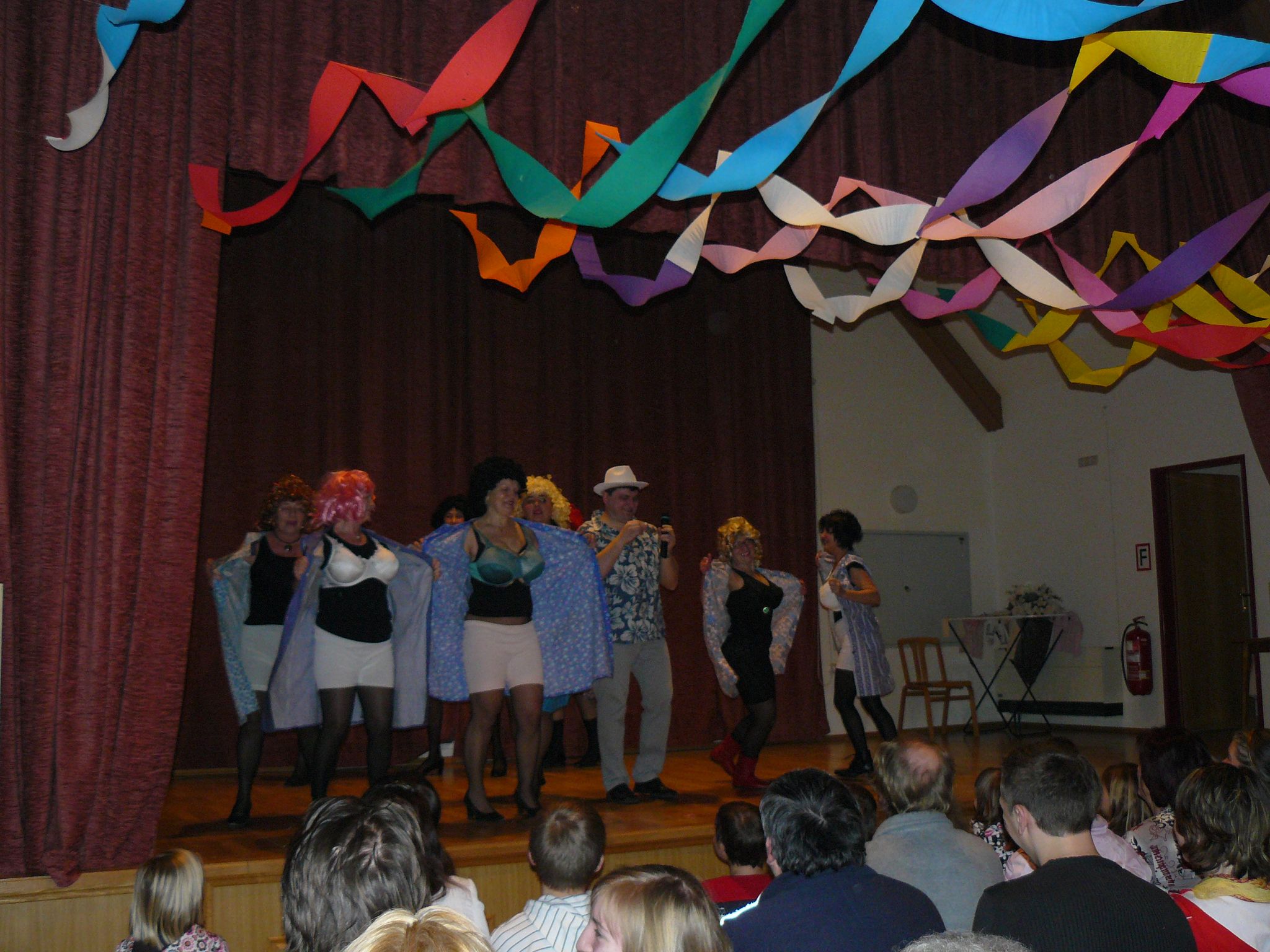 kinderball09 218.JPG